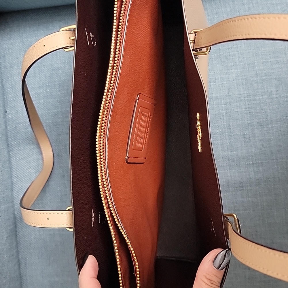 COACH BAG - Picture 2 of 7